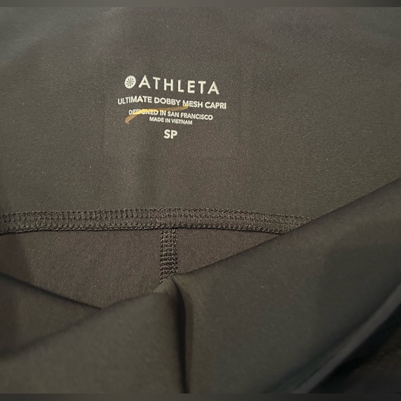 Athleta Ultimate Dobby Mesh Capri Size SP Black NWT - Picture 8 of 11